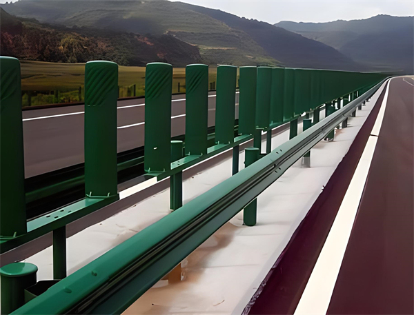 攀枝花三波护栏板在高速公路的应用
